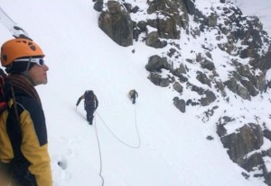 Le ricerche degli scorsi giorni sul Monte Bianco da parte del Soccorso alpino della guardia di finanza e del Soccorso alpino valdostano (Photo courtesy of Ansa)