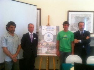 Le istituzioni di Varenna, Fabio Palma presidente dei Ragni di Lecco e Matteo Della Bordella durante la presentazione a Varenna della prossima spedizione in Groenlandia