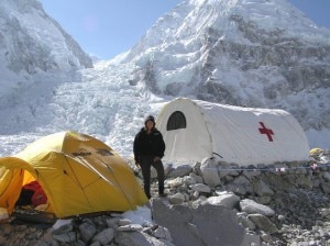 Dr Luanne Freer at the temporary medical post of Himalayan Rescue Association (HRA) at the Everest Base Camp. Photo Courtesy: HRA.  
