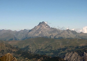 Monviso (Photo courtesy of Nem80 on Wikimedia Commons)