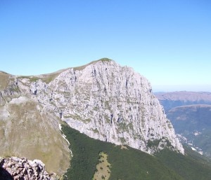 Monte Bove (Photo Alessandro Paglialunga courtesy of Wikimedia Commons)