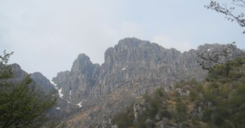 1024px-Il_Resegone_da_Erve_1-300x223.jpg