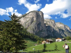 Vallelunga e il monte Stevia da sud (foto Silvia Fabbi)