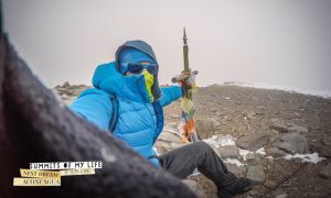 Kilian Jornet in vetta all Aconcagua (photo courtesy facebook)