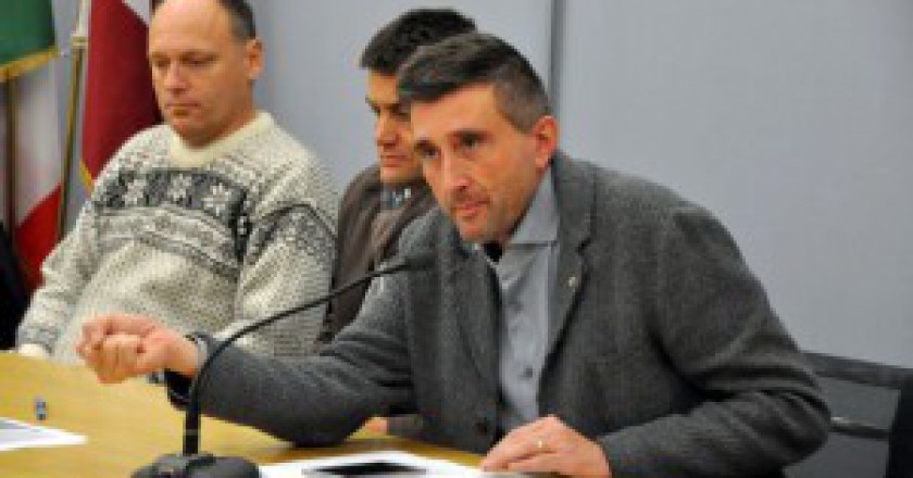 Presentazione-Tavolo-Montagna-300x181.jpg