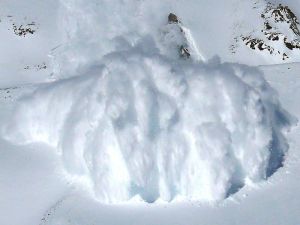800px-2007-02-15-CLB-Couloir2-1c-300x225.jpg
