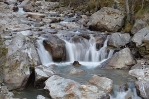 IL-SESIA-SCORRE-LENTO-MARCO-SALANDINI-300x199.jpg