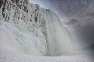 Le cascate del Niagara ghiacciate (photo Keith Ladzinski_Red Bull Content Pool)