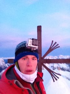 Tom Ballard in vetta alla Cima Grande di Lavaredo (Photo Tom Ballard pagina facebook)