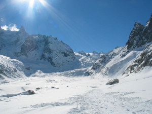Valanga-sulla-Vallee-Blanche-photo-archivio-Antoine-Chandellier-ledauphine.com_-300x225.jpg