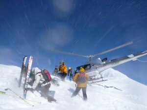 Photo of Il Club Alpino Italiano prende posizione contro l'eliski