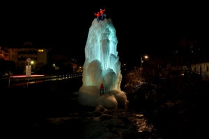 Ice-climbing-Ortisei-2-300x200.jpg