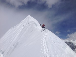 Island-Peak-vetta-photo-Simone-Moro-FB-300x225.jpg