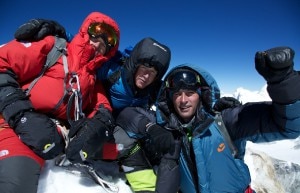 David Goettler, Hans Mitterer e Daniel Bartsch in cima al Makalu nel 2013 (Photo David Goettler)