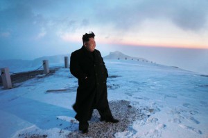Kim-Jong-Un-in-vetta-foto-@copyright-AnsaEpa-300x200.jpg