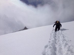La-salita-verso-campo-1-nella-neve-alta-foto-pagina-Facebook-Tamara-Lunger-300x225.jpg