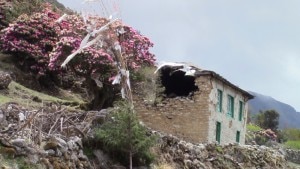 Il villaggio di Thame distrutto dal terremoto