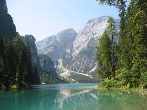 Lago-di-Braies-foto-wikipedia-commons-STirol-300x225.jpg