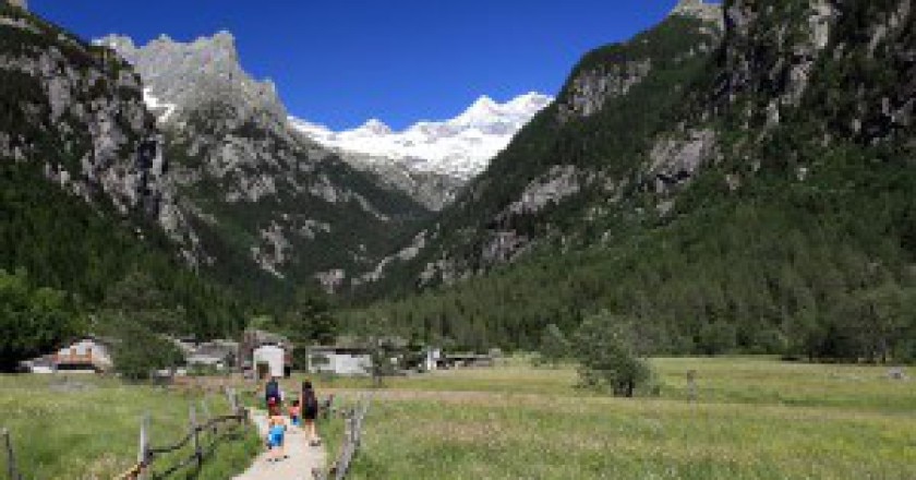 Val Di Mello Muore Spaccando Sassi Montagnatv