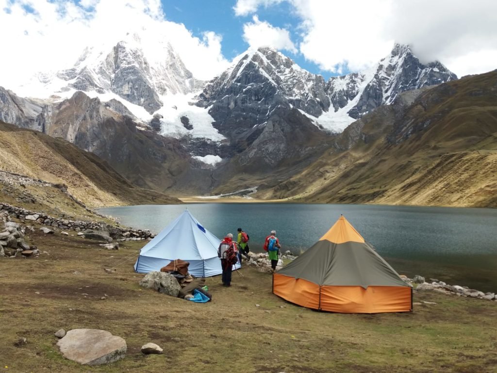 Trekking sulla Cordillera Huayhuash, Ande peruviane. Foto @ Emanuela Gabrini