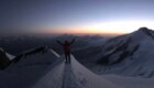 Alba sulla Cima del Castore (Monte Rosa), Agosto 2018. Nella foto il mio cliente Matteo Patti. Foto @ Simone Origone