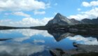 Il monte Chersogno si specchia nel lago Camoscere. Foto @ Sergio Macario