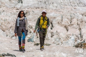 Simone-Moro-con-Caterina-Balivo-durante-Monte-Bianco-300x200.jpg