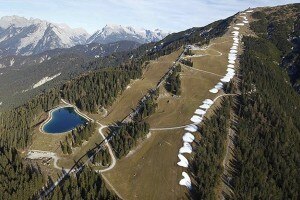 piste-da-sci-senza-neve-600x400-300x200.jpg