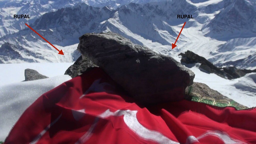 Photo courtesy Simone Moro Facebook page