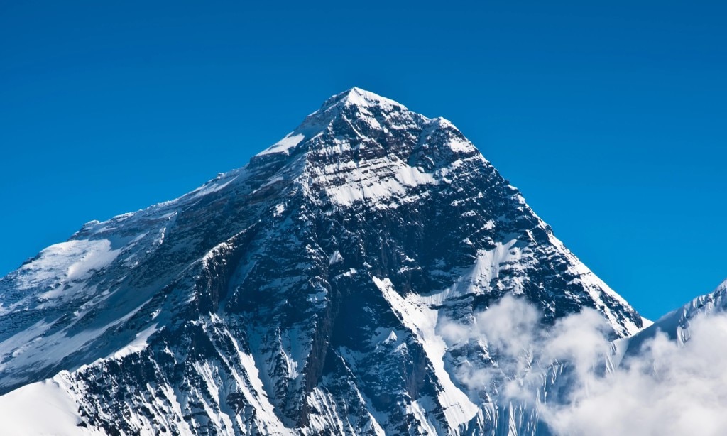 Quale è La Montagna Più Alta Del Mondo