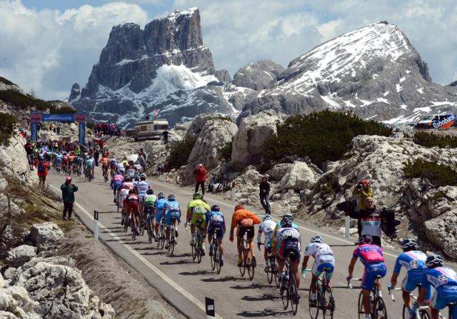 Photo of Castelrotto-Alpe di Siusi: “Vi racconto la cronoscalata che deciderà il Giro d’Italia”