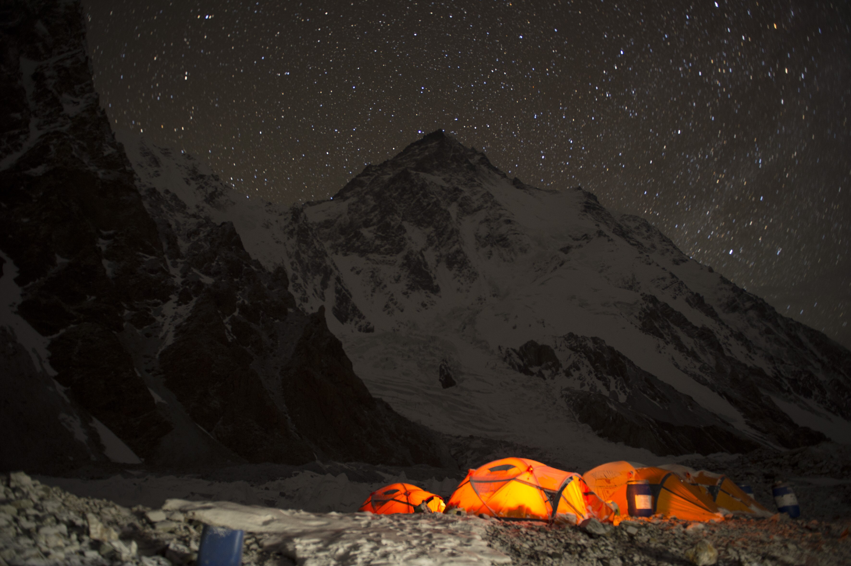 Photo of Everest e K2 montagne domate?
