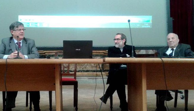 Roberto De Martin, Presidente del Trento Filmfestival insieme al Prof. Bartolomeo Schirone, Direttore del Corso di Laurea in Scienze della Montagna e il Prof. Franco Pedrotti.