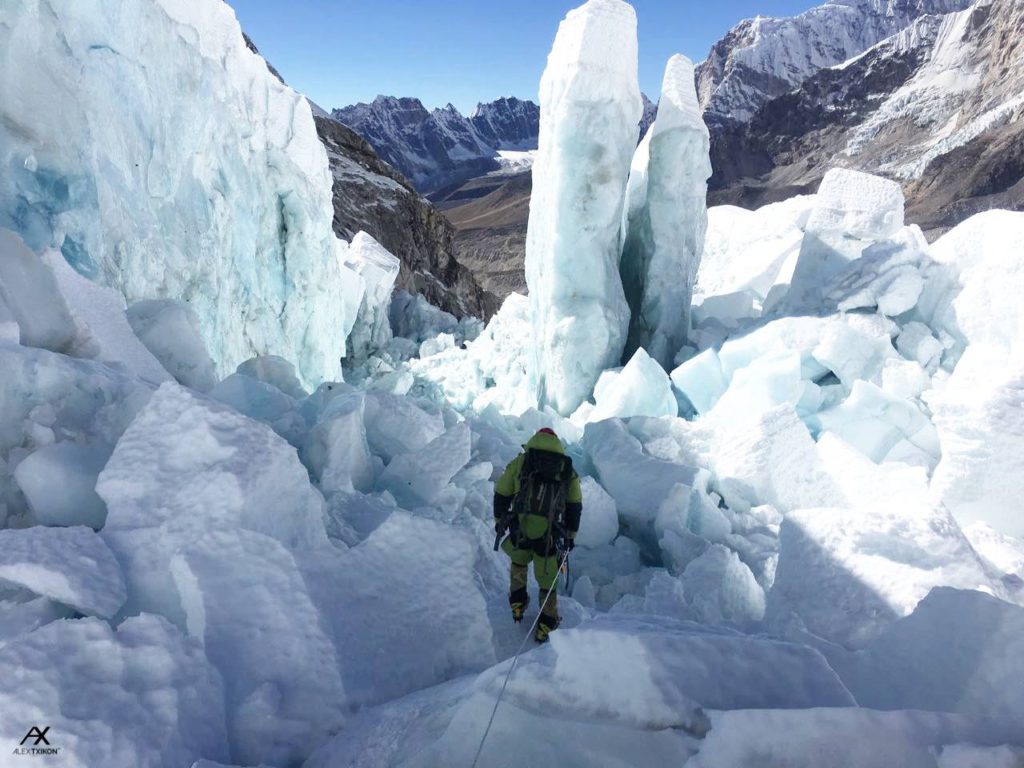 Photo @ Alex Txikon