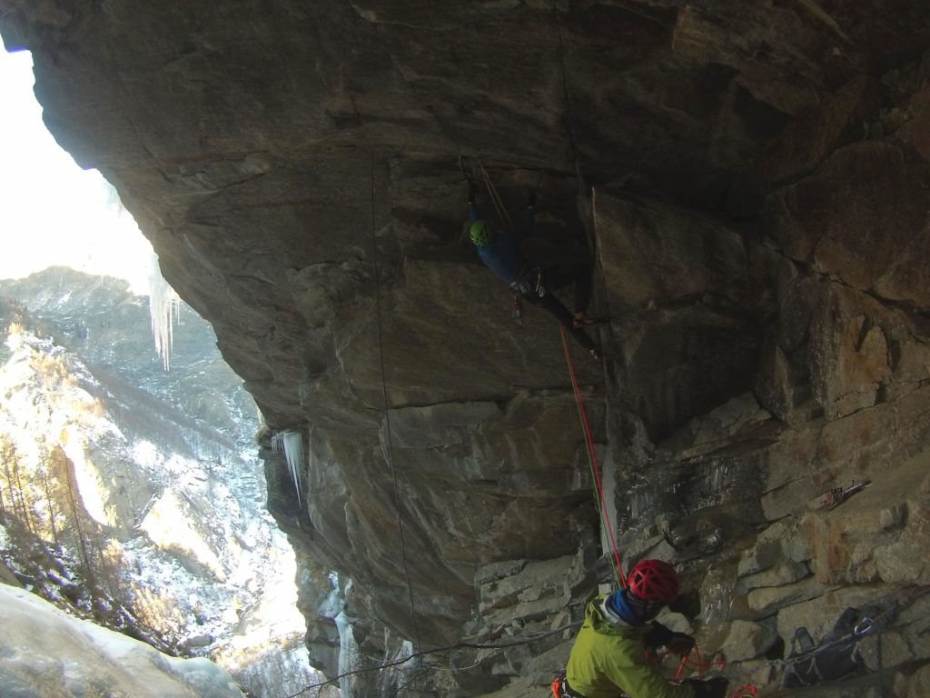 Inizia il tiro si M9 A0 Photo @ GuideAlpineTorino