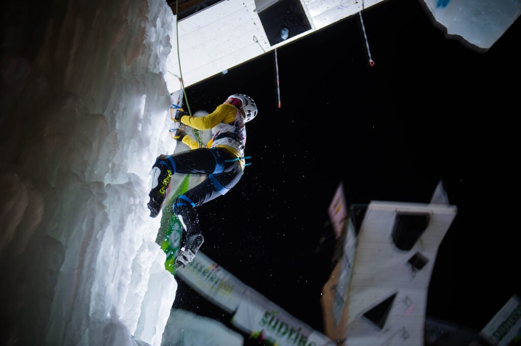 Photo @ UIAA ICE CLIMBING WORLD CUP 2017