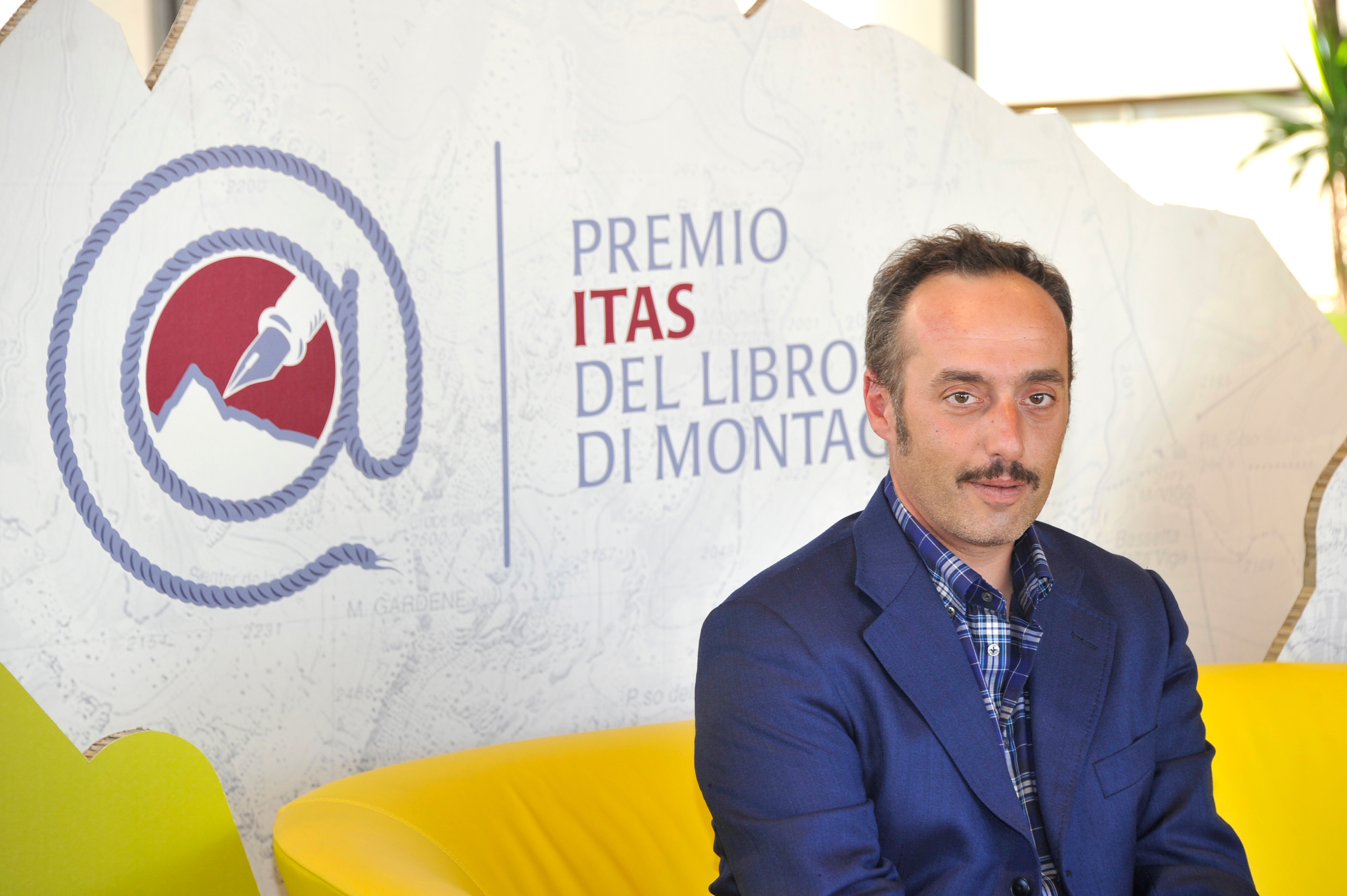 Cerimonia di premiazione dei vincitori del 4 Premio ITAS Montagnav(v)entura
Nella foto: Enrico BRIZZI
Premio ITAS del Libro di Montagna
Casa ITAS
piazza delle Donne lavoratrici
Trento 3 maggio 2016
Foto Roberto Bernardinatti