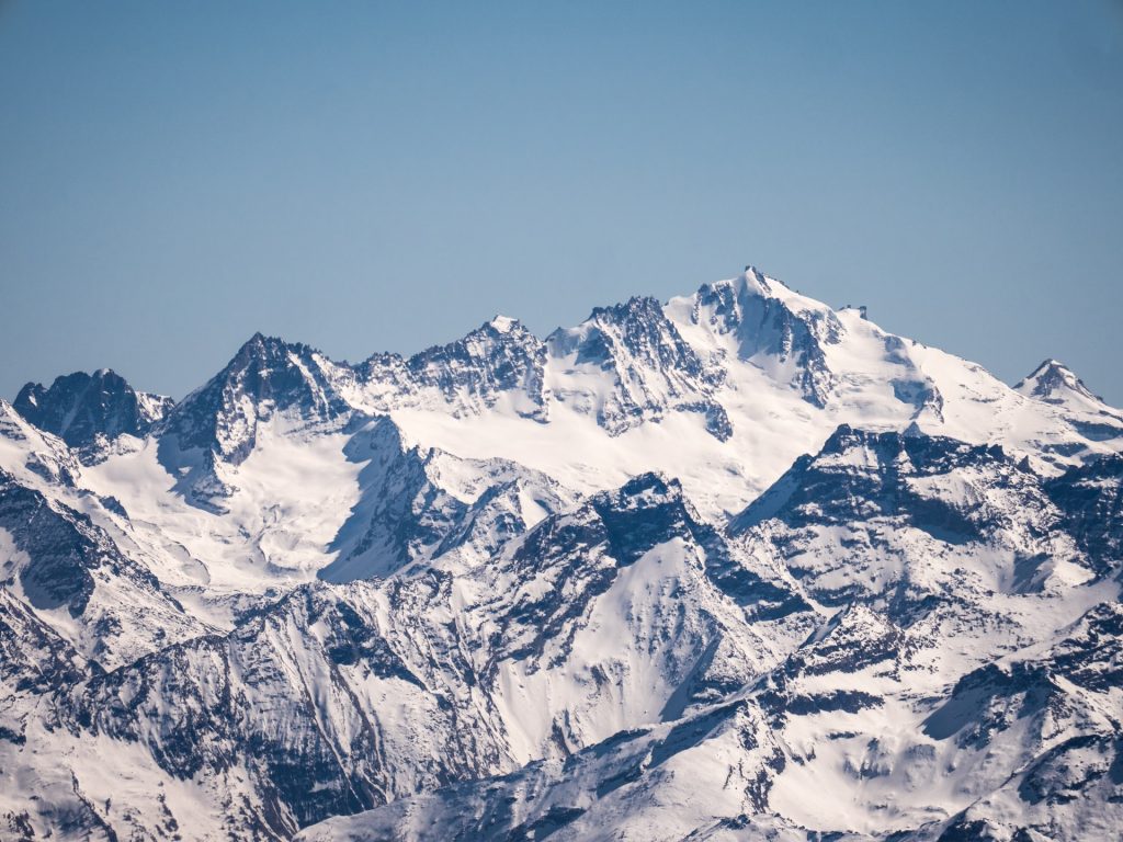 Gran Paradiso. Foto @ Krzysztof Kowalik via Unsplash