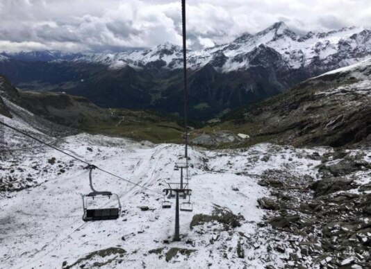 Photo of Neve e grandine: disagi e danni sulle Alpi, ma a Ferragosto tornerà il sole