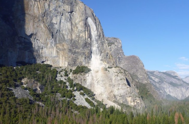 Frana sul El Capitan @Facebook Yosemite National Park