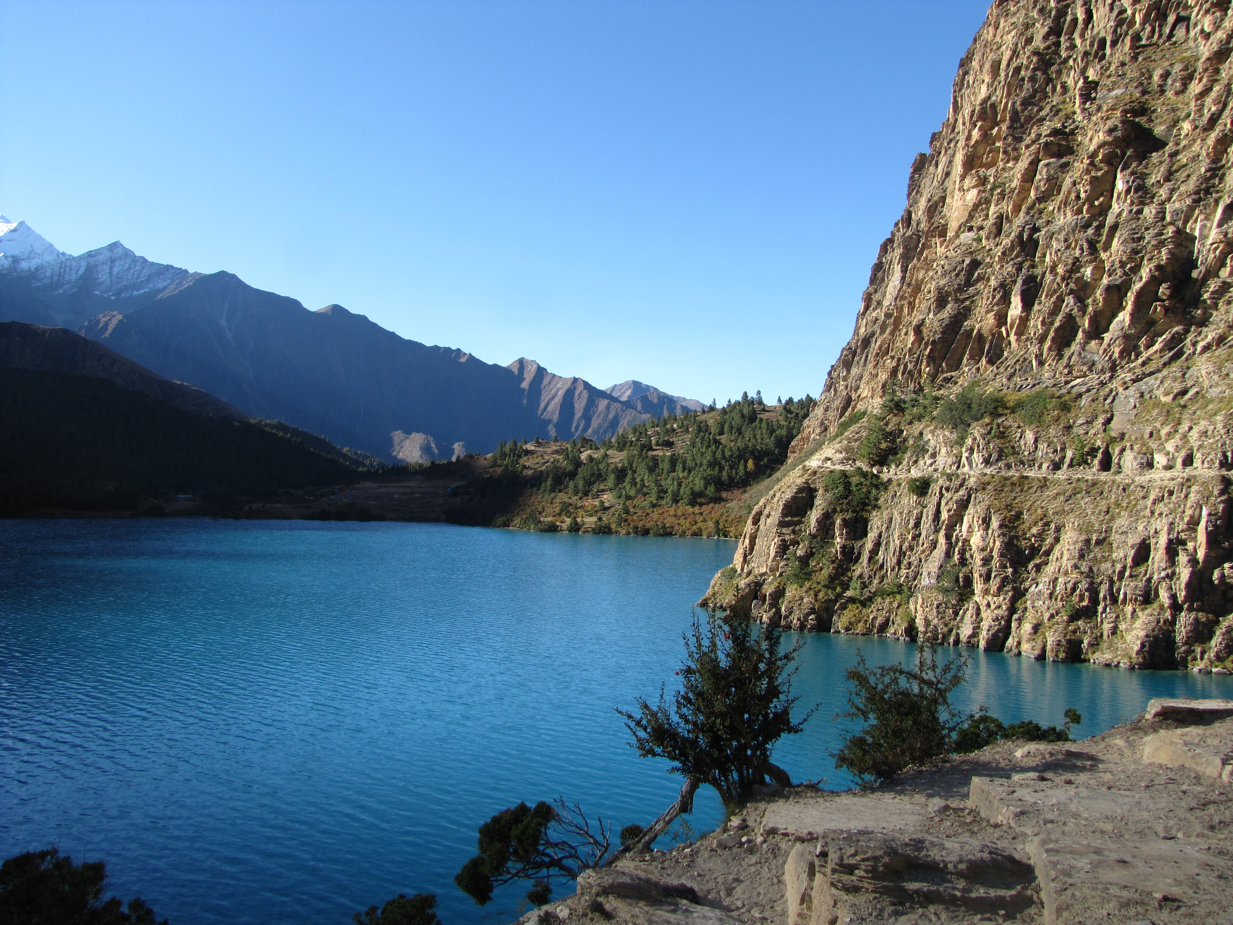 Il lago Phoksumdo @Adriano Favre