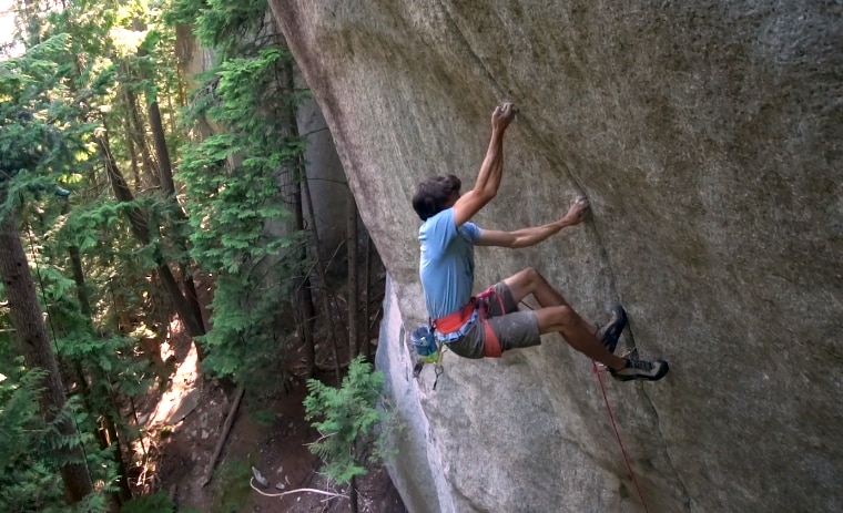 Frame dal video @Cobra Crack