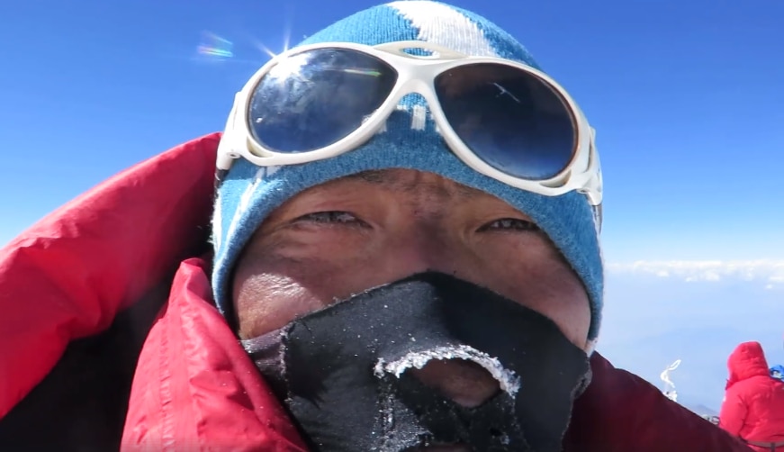 Migma G. Sherpa dalla cima del Nanga Parbat
