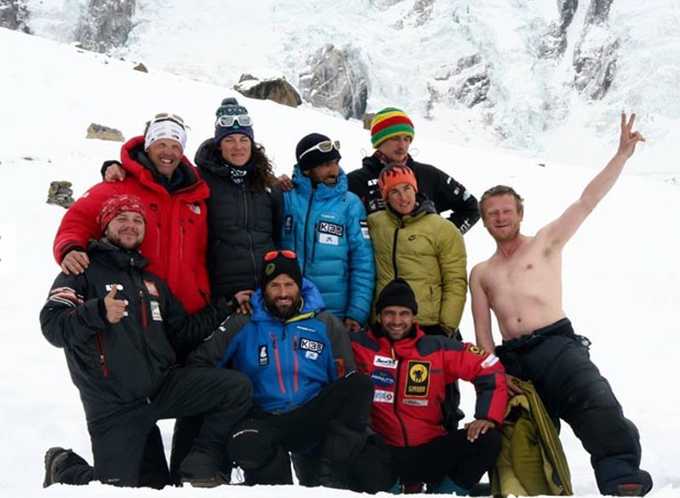 Al Nanga Parbat, inverno 2016. A destra Tomasz Mackiewicz @Facebook Alex Txikon