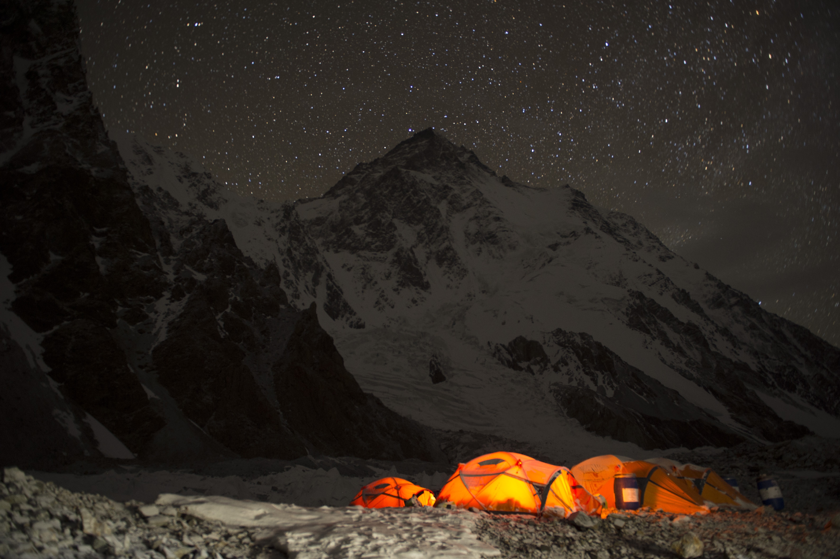 K2 campo base foto archivio @ montagna.tv