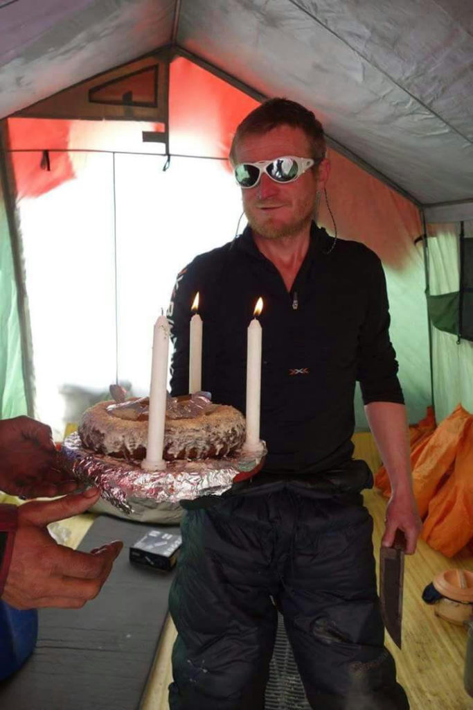 Compleanno al Nanga Parbat per Tomek.