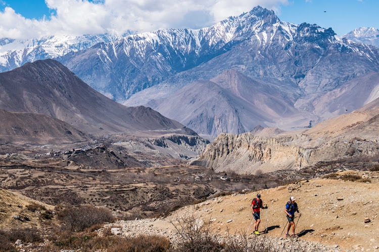 Ryan Sandes e Ryno Griesel sui 1,406km del Grand Himalayan Trail. Foto @ Dean Leslie