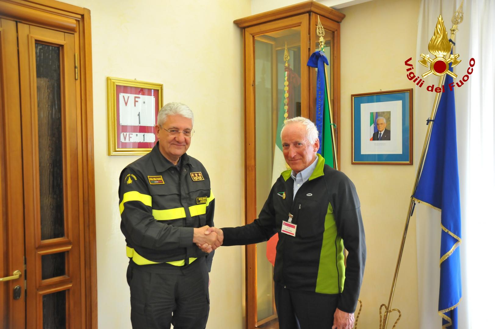 guide alpine, vigili del fuoco, attualità, accordo quadro, soccorso alpino,