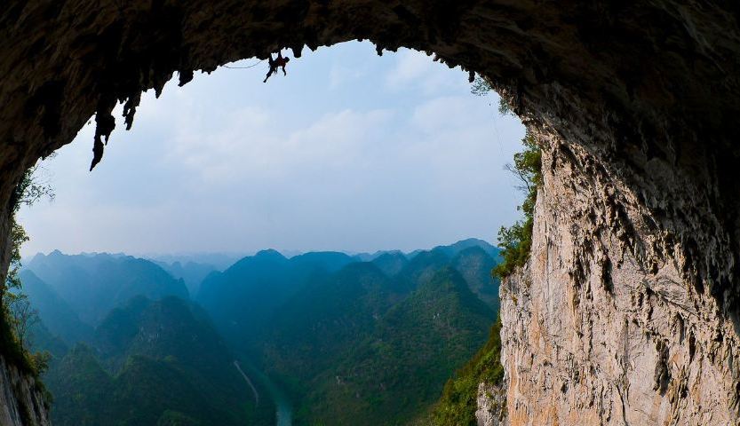 Il Grande Arco nella Valle del Getu. Foto @ Petzl