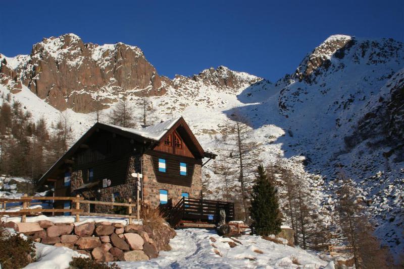 Defibrillatori, rifugi, Trentino